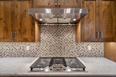 Beyond the gates of Rimrock Meadows, this exceptional custom - photo 36