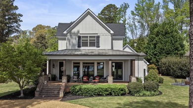Luxury Lake Living in Cuscowilla at Lake Oconee! This - photo 1