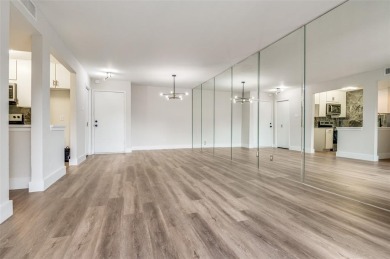 Beautifully updated condo ready to move in. Located within Oak