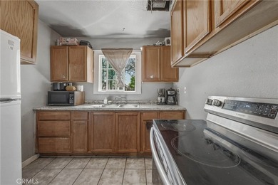 Property features multiple living spaces totaling approximately - photo 10