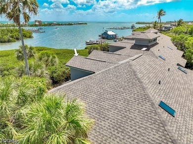End Unit With Harbor Views & Dock Access! Experience the - photo 11