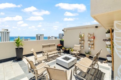 Located in the heart of Waikiki, this 2-bedroom condo at Fairway - photo 20