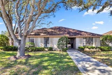 Nueces River - Nueces County Home For Sale in Corpus Christi Texas