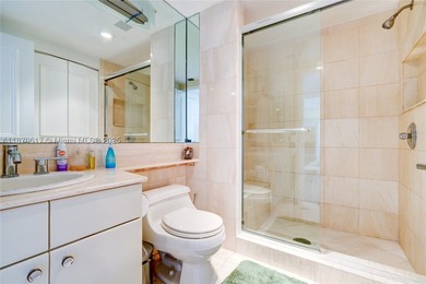 BEAUTIFULLY RENOVATED UNIT IN LUXURIOUS 2000 BUILDING AT - photo 9
