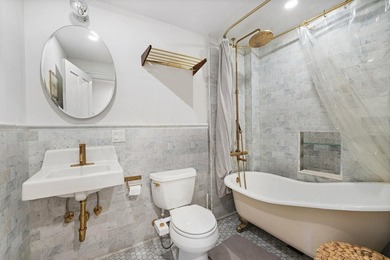 ELEGANTLY RENOVATED, PRE-WAR GREEK REVIVAL CHARM. A MULTI-FAM - photo 9