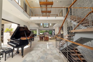 Located on one of Newport Heights' most coveted streets, *Snug - photo 2