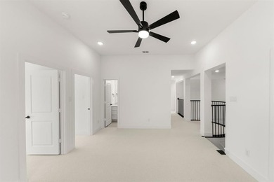 MLS# 21277062 - Built by First Texas Homes - Ready Now! ~ - photo 15