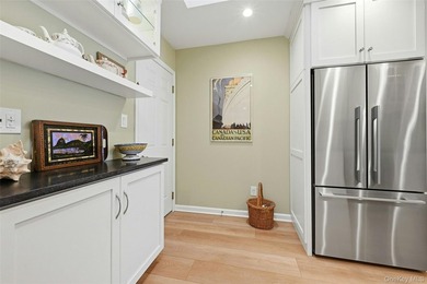 Enjoy maintenance-free luxury in the highly desirable Fairfield - photo 16