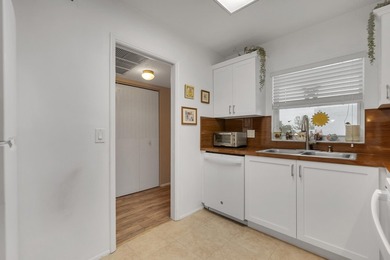 * Investor and Pet Friendly top-floor condo with tranquil views - photo 17