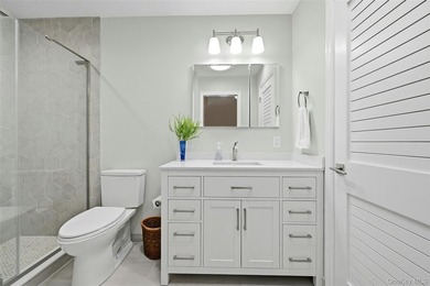 Enjoy maintenance-free luxury in the highly desirable Fairfield - photo 21