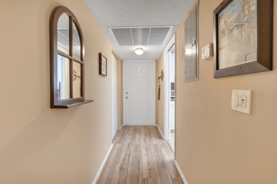 * Investor and Pet Friendly top-floor condo with tranquil views - photo 22