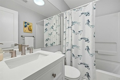 Enjoy maintenance-free luxury in the highly desirable Fairfield - photo 24