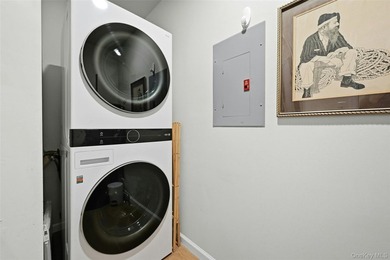 Enjoy maintenance-free luxury in the highly desirable Fairfield - photo 27