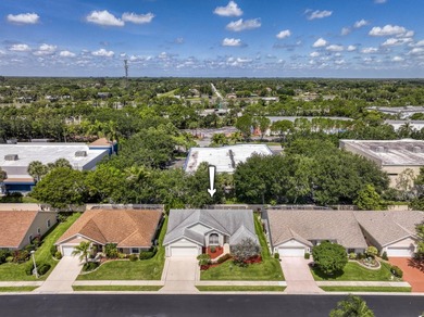 Manicured landscaping and soaring vaulted ceilings welcome you - photo 29
