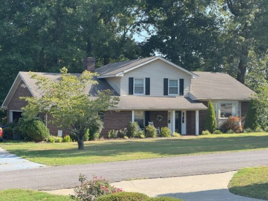 Lake Home For Sale in Campbellsville, Kentucky