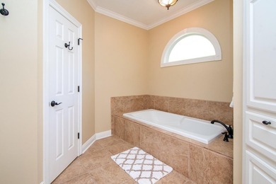 Welcome to this beautiful Canebrake garden home featuring a - photo 23