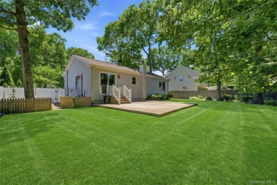GET ENTHUSIASTIC! THIS FIND IN MASTIC IS FANTASTIC! WELCOME TO - photo 24