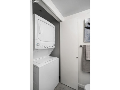 Perfectly positioned penthouse on the northeast corner of the