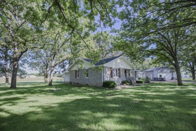 Stockton Lake Home For Sale in Stockton Missouri