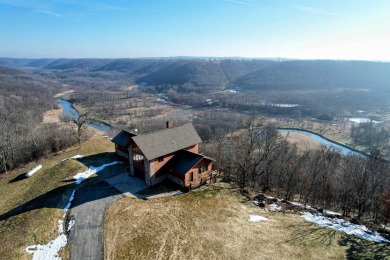 Kickapoo River Home For Sale in Wauzeka Wisconsin