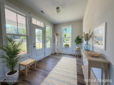 Located in the lakefront community of the Bluffs with a lovely - photo 4