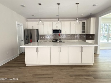 Located in the lakefront community of the Bluffs with a lovely - photo 8