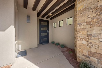 EQUITY GOLF MEMBERSHIP INCLUDED. Beautiful brand-new home - photo 6