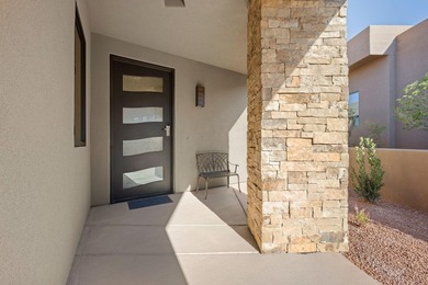 EQUITY GOLF MEMBERSHIP INCLUDED. Beautiful brand-new home - photo 7