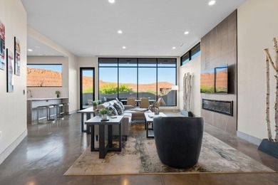 EQUITY GOLF MEMBERSHIP INCLUDED. Beautiful brand-new home - photo 9
