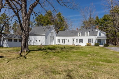 Some properties are simply rare. This one is a gem. Stretched - photo 3