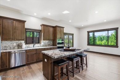 Luxury New Construction on 5 Private Wooded Acres! This - photo 18