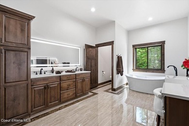 Luxury New Construction on 5 Private Wooded Acres! This - photo 25