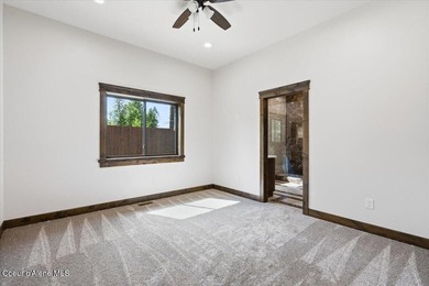 Luxury New Construction on 5 Private Wooded Acres! This - photo 37