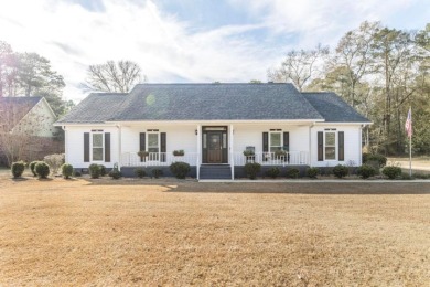 Lake Blackshear Home For Sale in Cordele Georgia