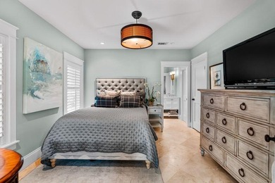 A beautifully reimagined 3-bedroom, 3.5-bath Gulf-front home - photo 59