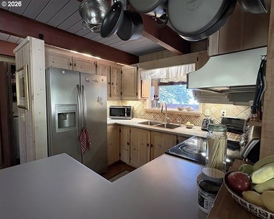 An Enchanted Forest Retreat on 2.88 Acres! Escape to your own - photo 12