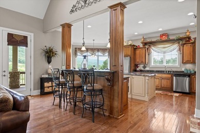 Experience luxury living in this beautiful custom built home - photo 14