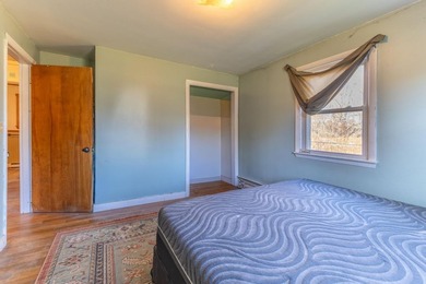 Welcome to this inviting 3-bedroom, 1-bathroom ranch-style home - photo 16