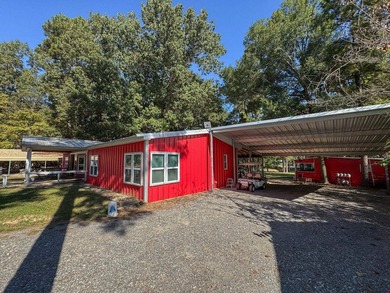 Welcome to a truly exceptional and multi-functional retreat on - photo 21