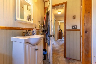 Welcome to this inviting 3-bedroom, 1-bathroom ranch-style home - photo 20