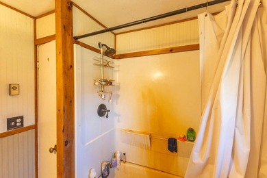 Welcome to this inviting 3-bedroom, 1-bathroom ranch-style home - photo 21