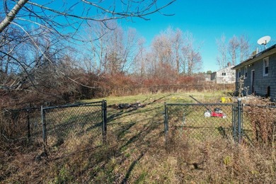 Welcome to this inviting 3-bedroom, 1-bathroom ranch-style home - photo 25
