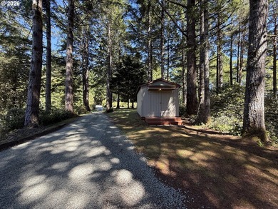 An Enchanted Forest Retreat on 2.88 Acres! Escape to your own - photo 39