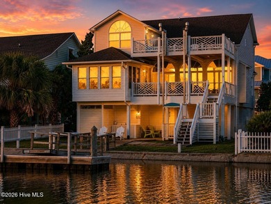 Wake up to ocean breezes and end your days with glowing coastal - photo 1