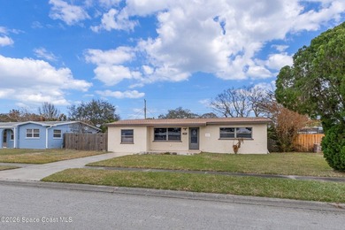 2-bedroom, 2-bath home with a flexible bonus room that can serve - photo 2