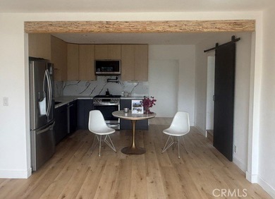 Welcome to the Lower Hollywood Riviera-where style, comfort, and - photo 18