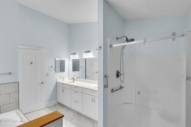 PRICE REDUCTION of $10,000--this home is ready for its next - photo 19