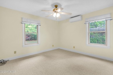 PRICE REDUCTION of $10,000--this home is ready for its next - photo 24