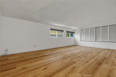 Welcome to the Lower Hollywood Riviera-where style, comfort, and - photo 24