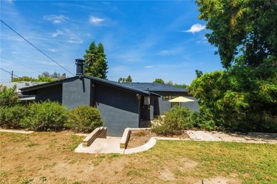 Welcome to the Lower Hollywood Riviera-where style, comfort, and - photo 37